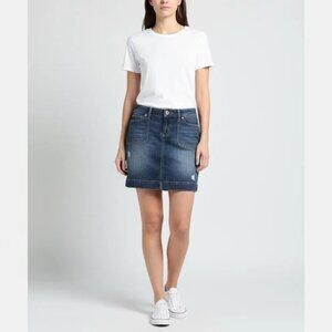 White House Black Market Women's Blue Medium Wash Embrace Life Denim Skirt Sz 2‎